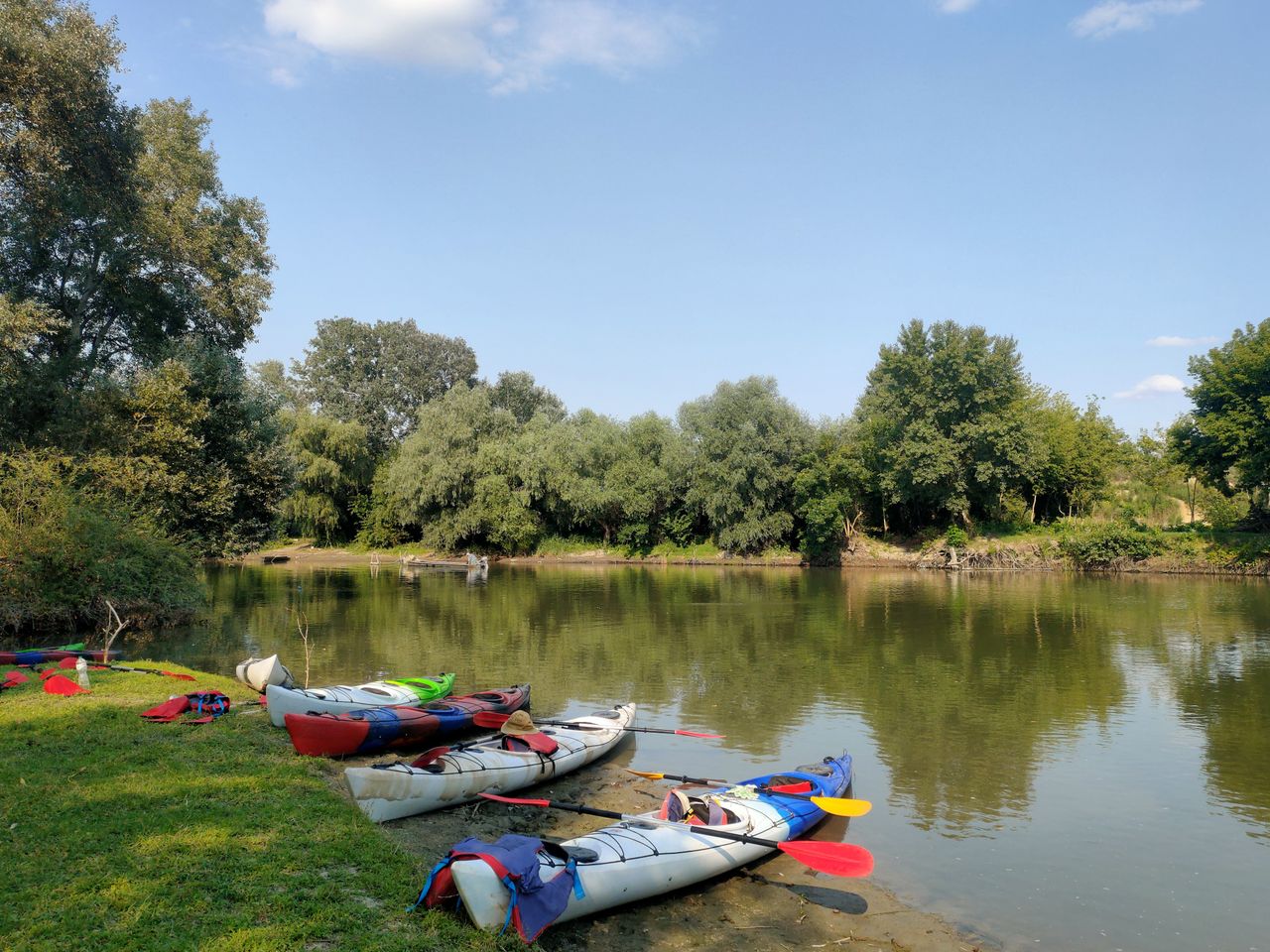 Ruta piragüisme Móra Miravet riu Ebre — Beniemocions